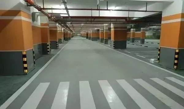 地下車庫(kù)防潮    眾有工業(yè)除濕機(jī)