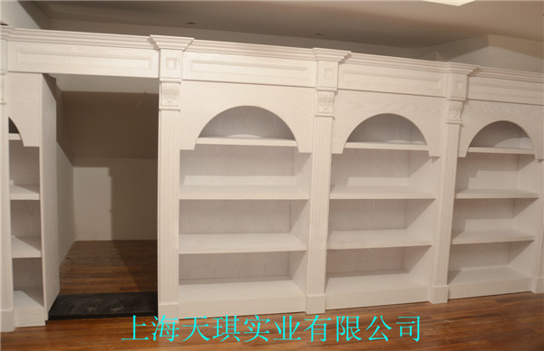 暗室旋转门