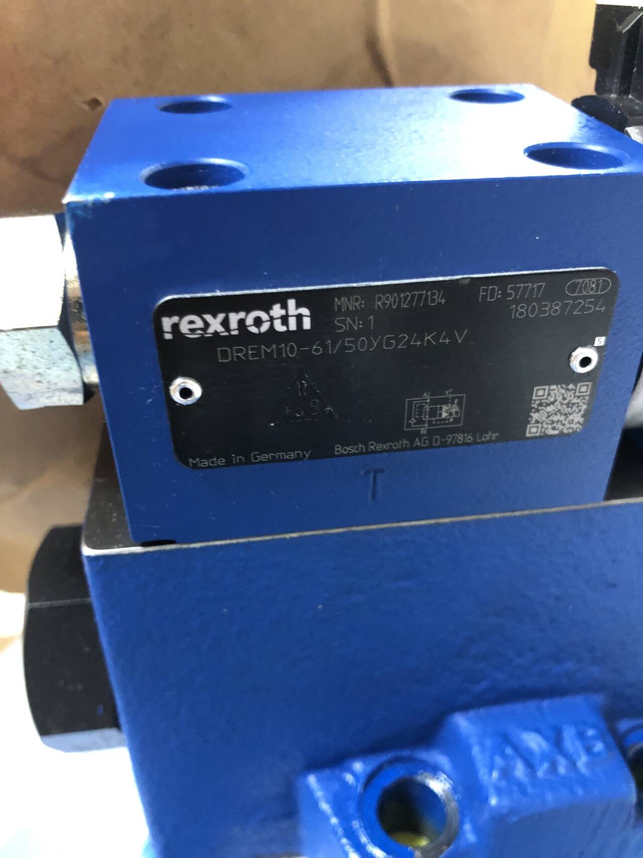 减压阀R901277134 DREM1061 50YG24K4V.jpg