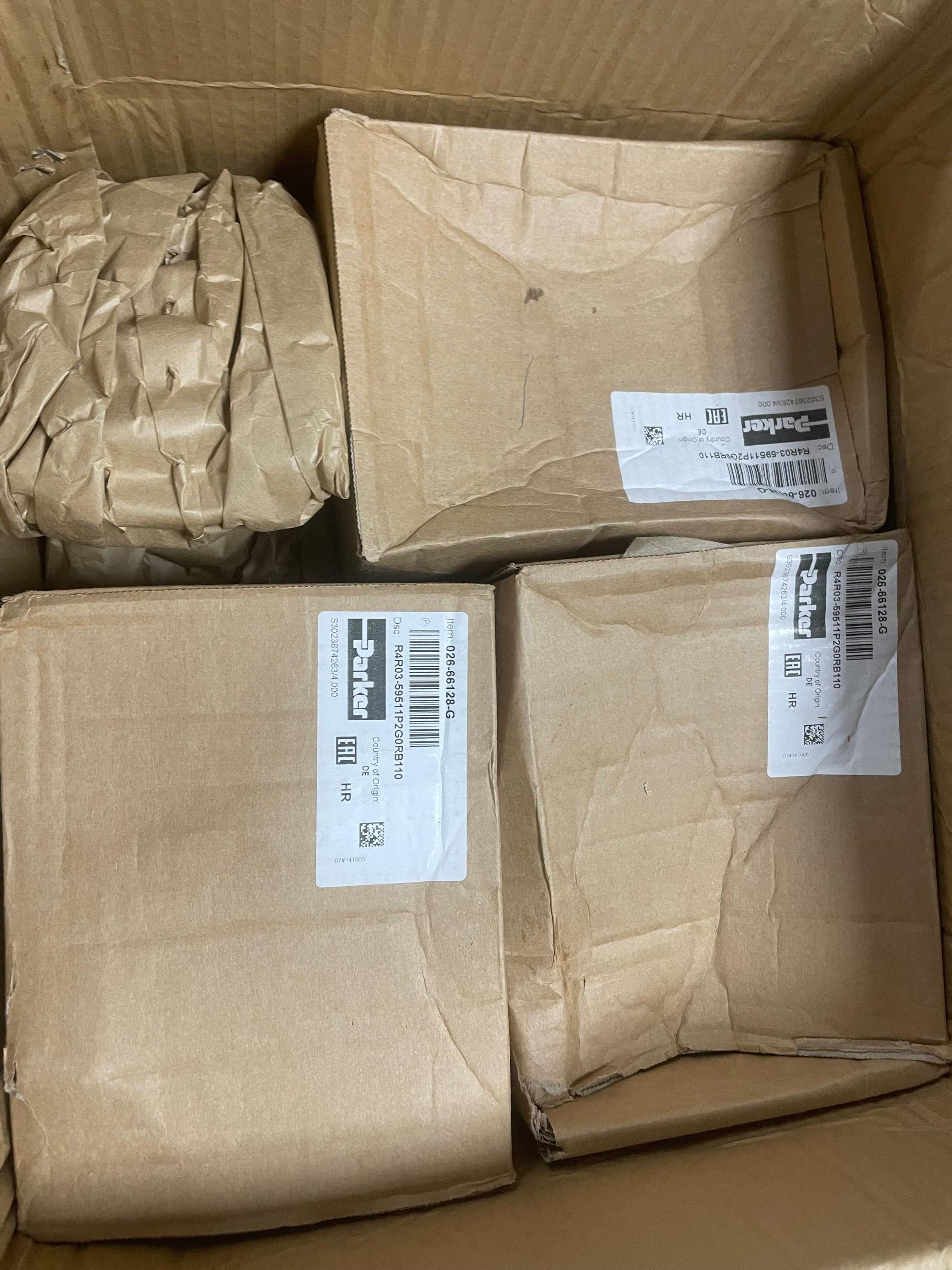 R4R03-59511P2G0RB110.jpg R4R03-59511P2G0RB110.jpg