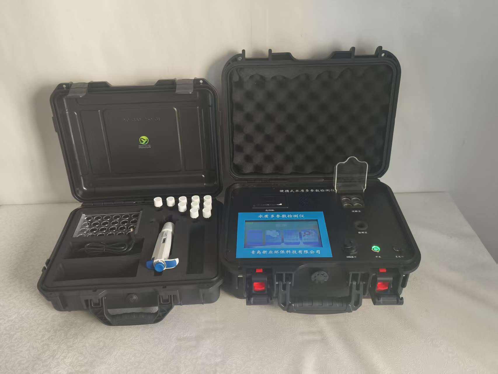 XY-800A型便携式水质多参数检测仪 (6).jpg
