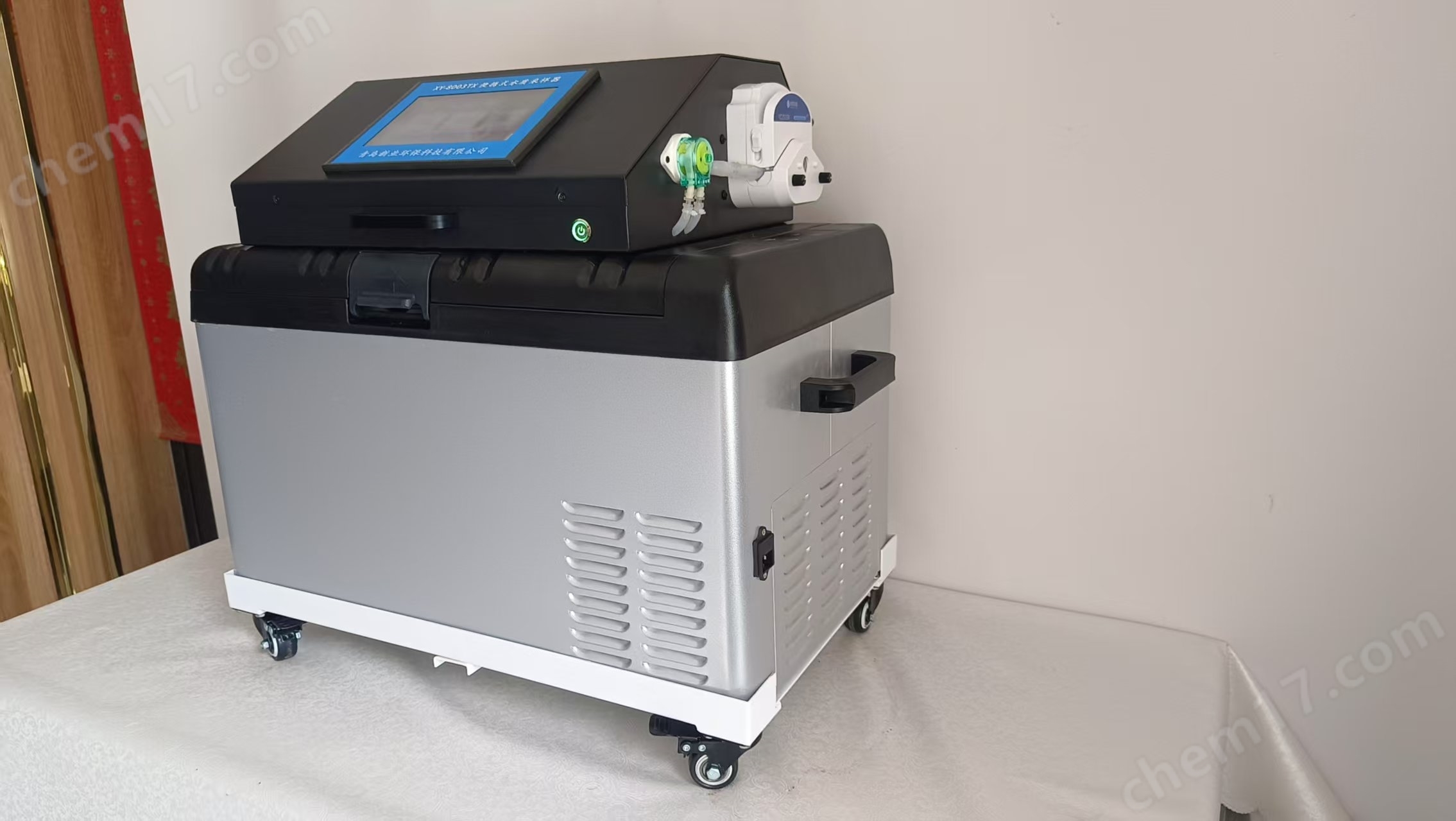XY-8003TX便攜式污水采集器方便攜帶