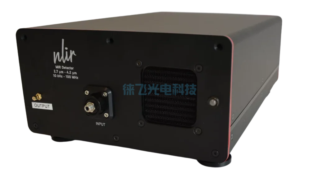 2.2-5.0-µm-wavelength-detector-D2050.png